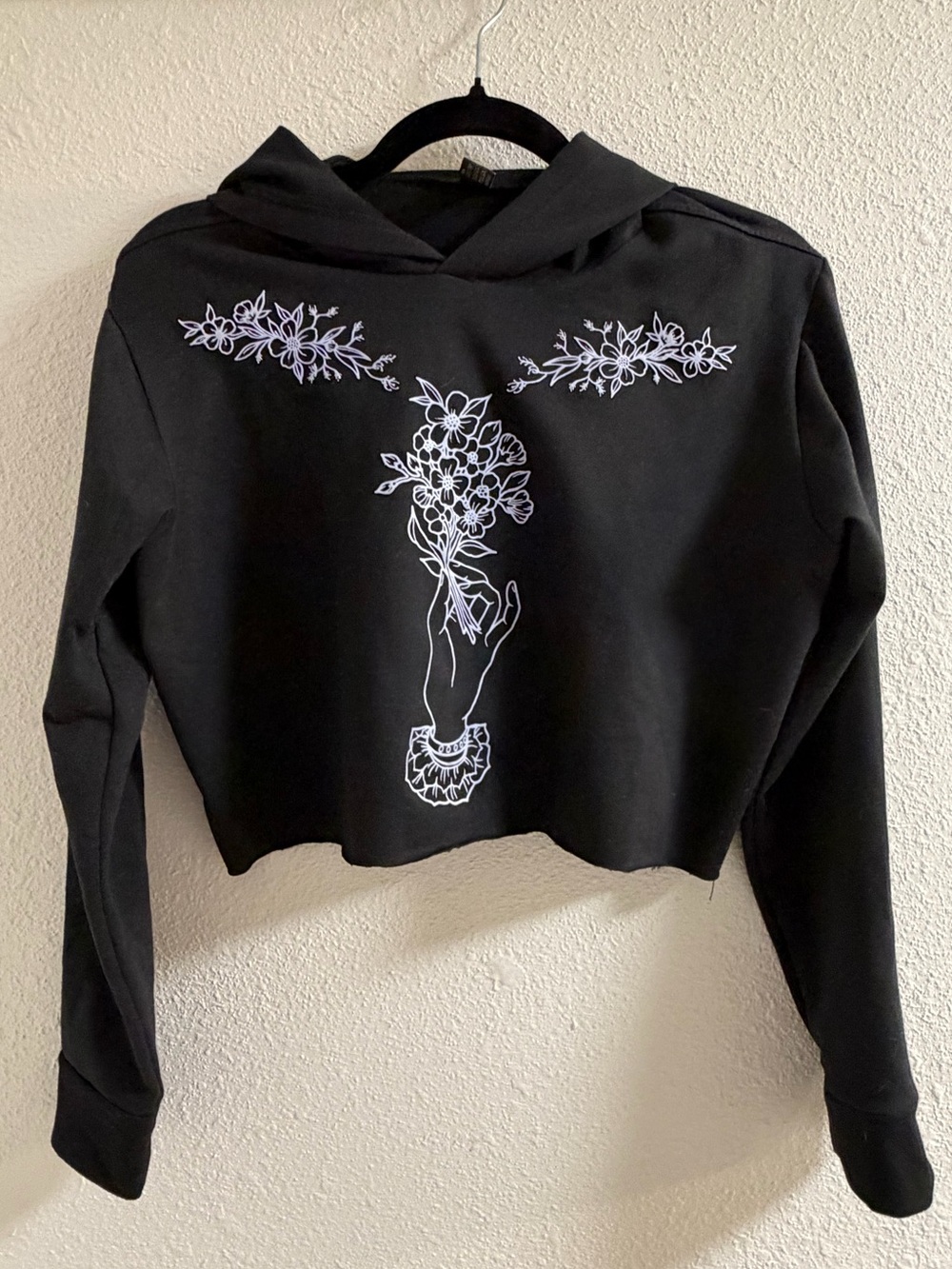 Black Cropped Hoodie with Graphic